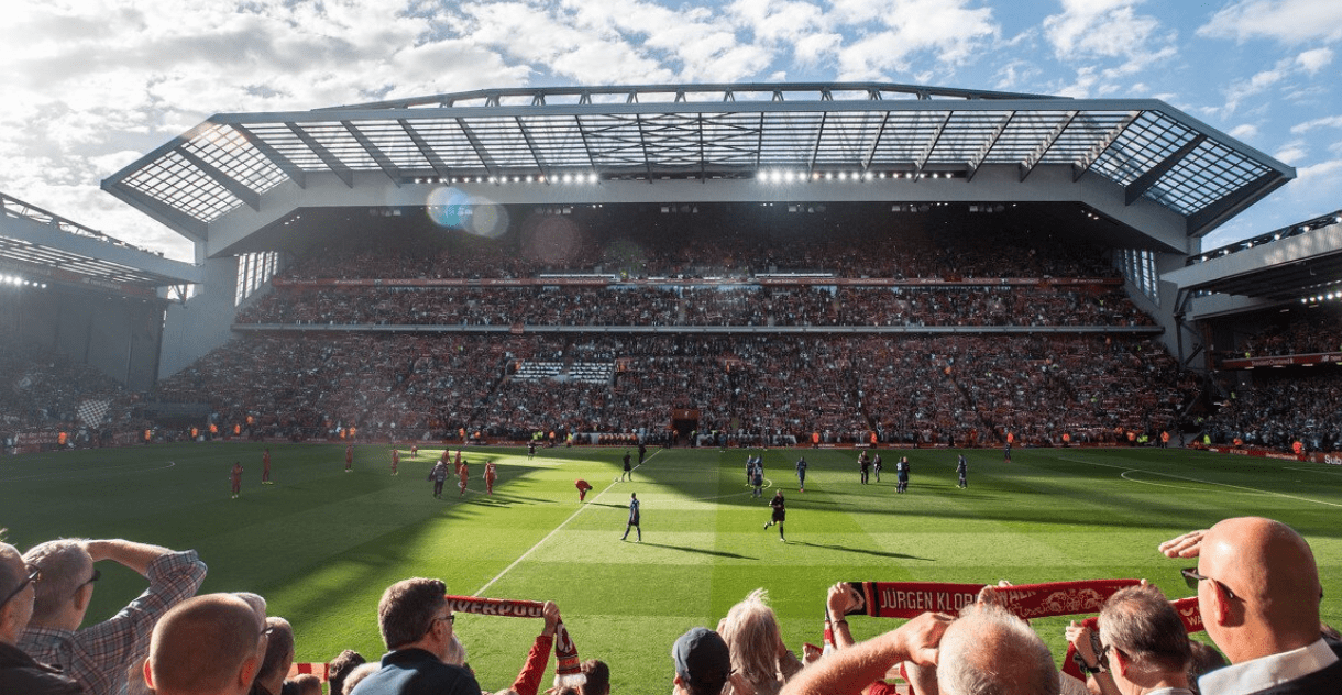 足球德国队主帅回应质疑：球队需要时间重建（德国队主帅回应质疑：重建球队非一日之功）