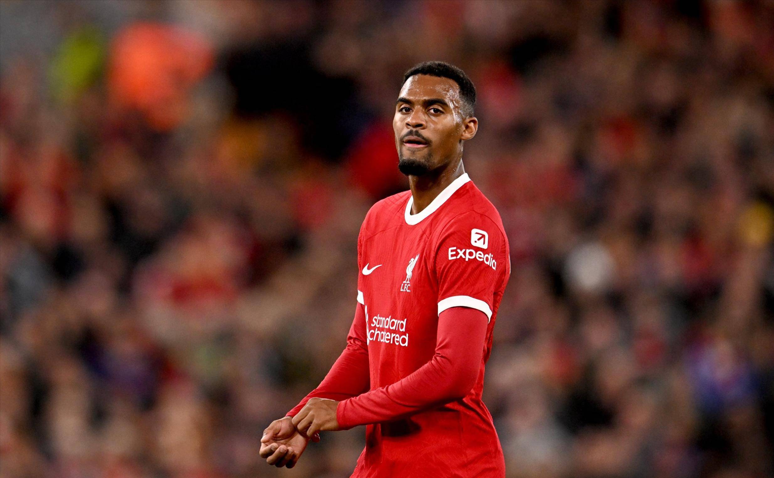 意甲：维罗纳VS亚特兰大,足球推荐内附比赛解析扫盘预测（意甲焦点战：维罗纳vs亚特兰大，附赛前解析与推荐预测）