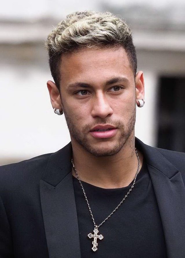 哈兰德26岁之前欧冠已打入54球，仅次于梅西（未满26岁欧冠进54球，哈兰德仅次梅西）