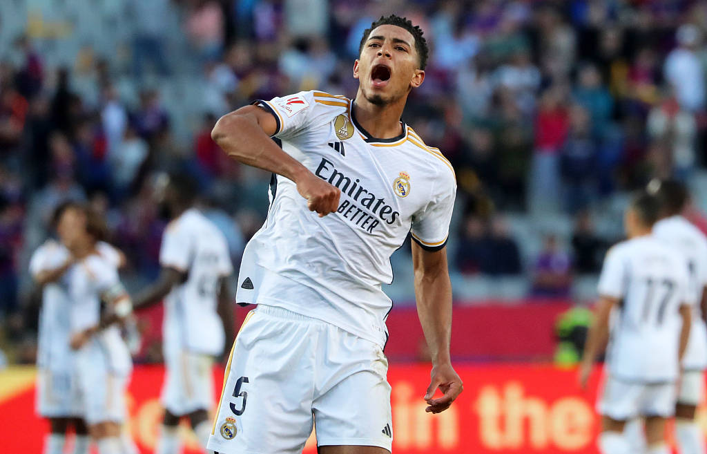 巴萨梅西关键助攻助球队获胜