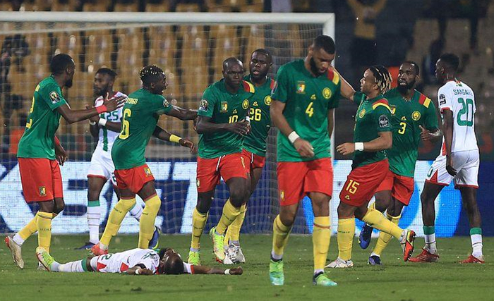 杰拉德：必须尊重萨拉赫的感受，他渴望为球队出力