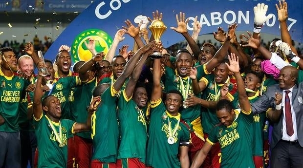 记者：巴洛特利与达曼协作的传闻不实，没有球队有意签下他（记者：巴洛特利与达曼合作传闻不实，暂无球队有意引进他）